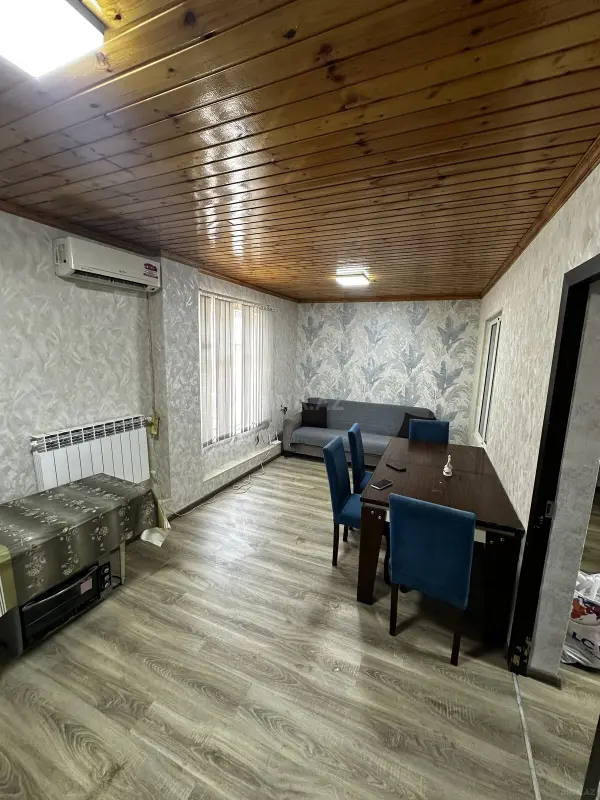 Kirayə verilir 2 otaqlı həyət evi 50 m²