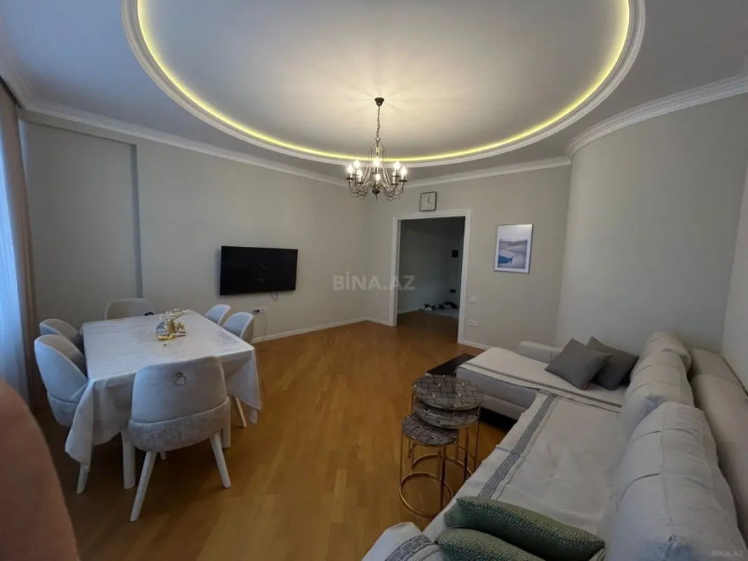Kirayə verilir 3 otaqlı mənzil 120 m²