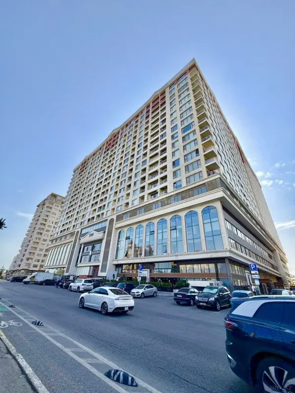 Kirayə verilir 3 otaqlı mənzil 112 m²