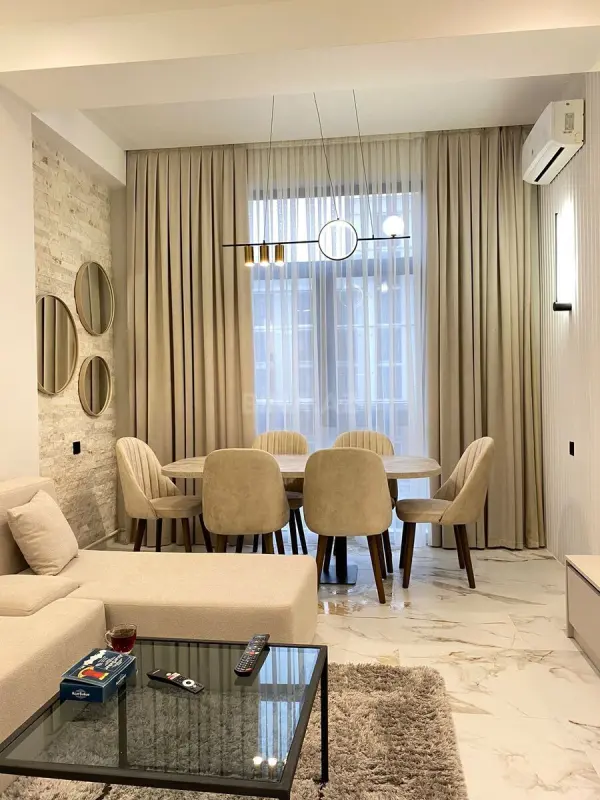 Kirayə verilir 2 otaqlı mənzil 65 m²