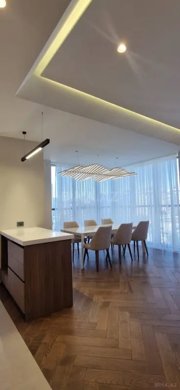 Satılır 3 otaqlı mənzil 113 m²
