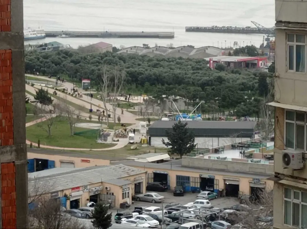 Satılır 2 otaqlı mənzil 58 m²