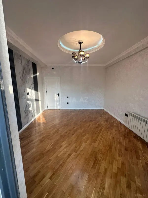 Satılır 3 otaqlı mənzil 104 m²