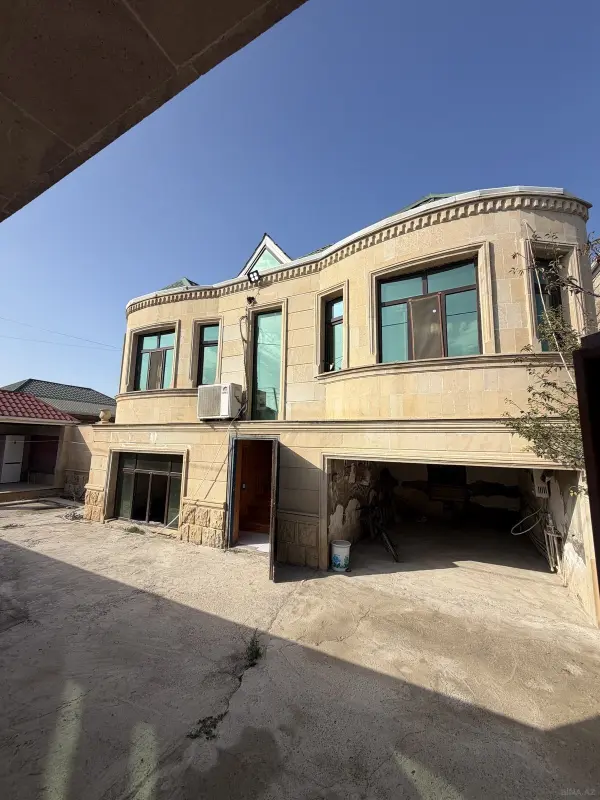 Satılır 4 otaqlı həyət evi 120 m²