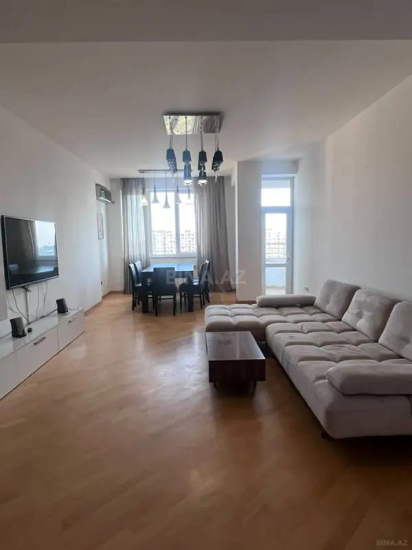 Kirayə verilir 3 otaqlı mənzil 90 m²