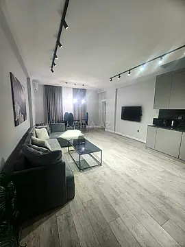 Kirayə verilir 2 otaqlı mənzil 85 m² — Bakı, İnşaatçılar 2 otaq 85.00 m²