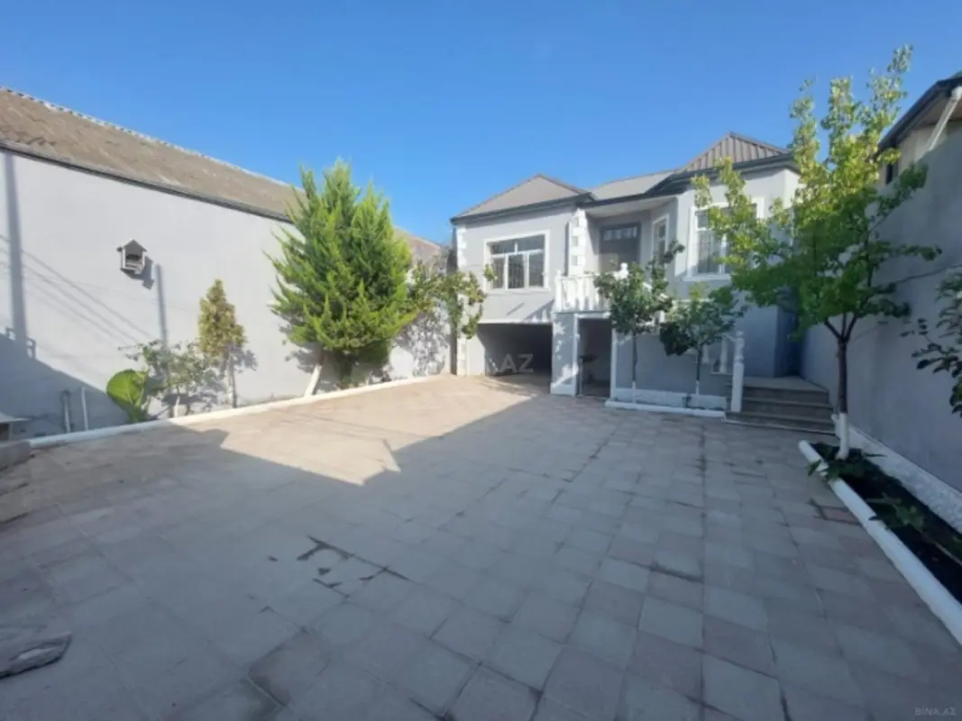 Satılır 3 otaqlı həyət evi 140 m²