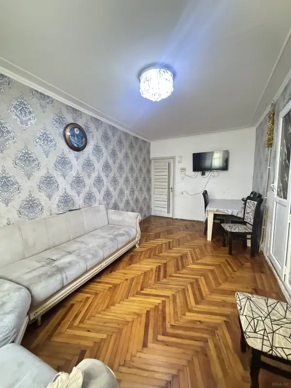 Satılır 3 otaqlı mənzil 55 m²