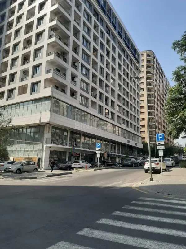 Satılır obyekt 65 m²