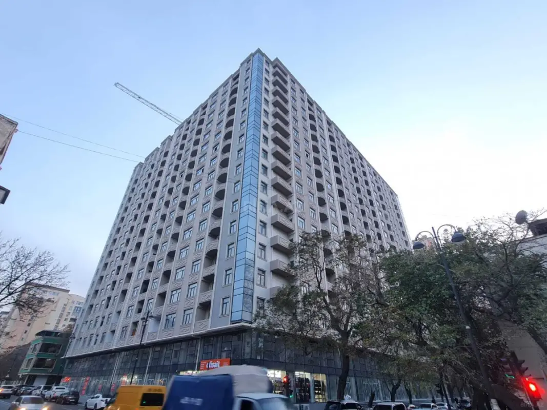 Satılır 2 otaqlı mənzil 94 m²