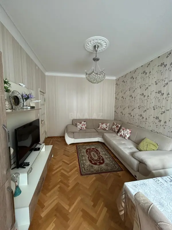 Satılır 3 otaqlı mənzil 58 m²