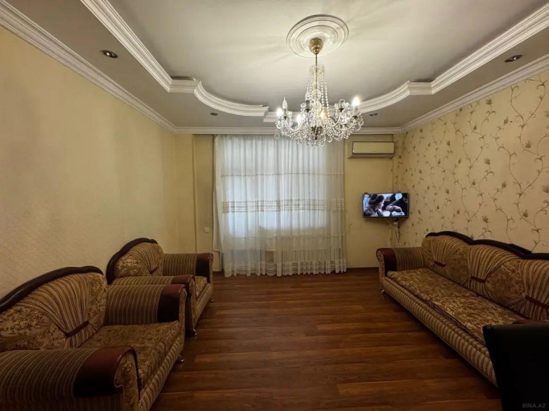 Satılır 2 otaqlı mənzil 62 m²