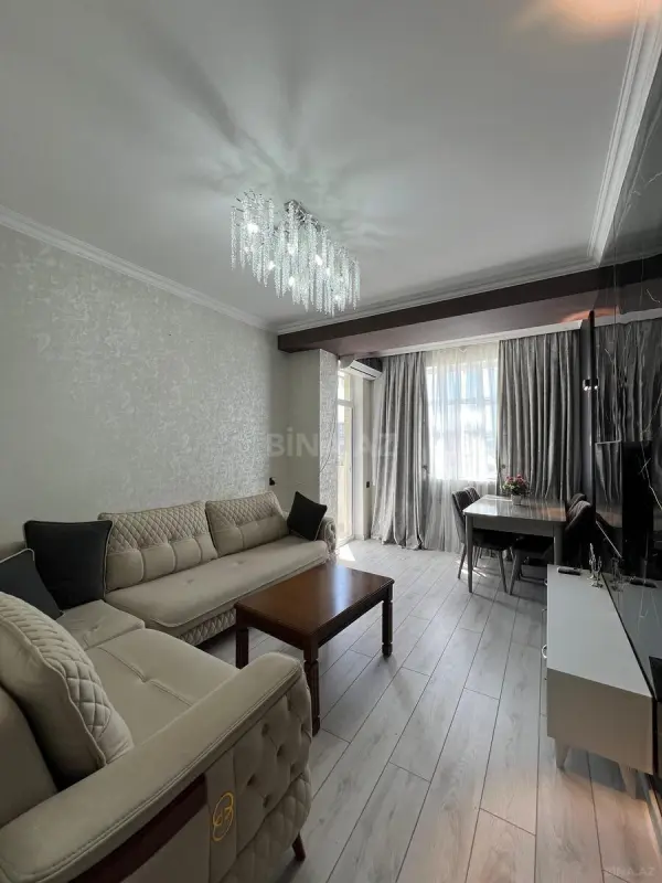 Satılır 3 otaqlı mənzil 90 m²