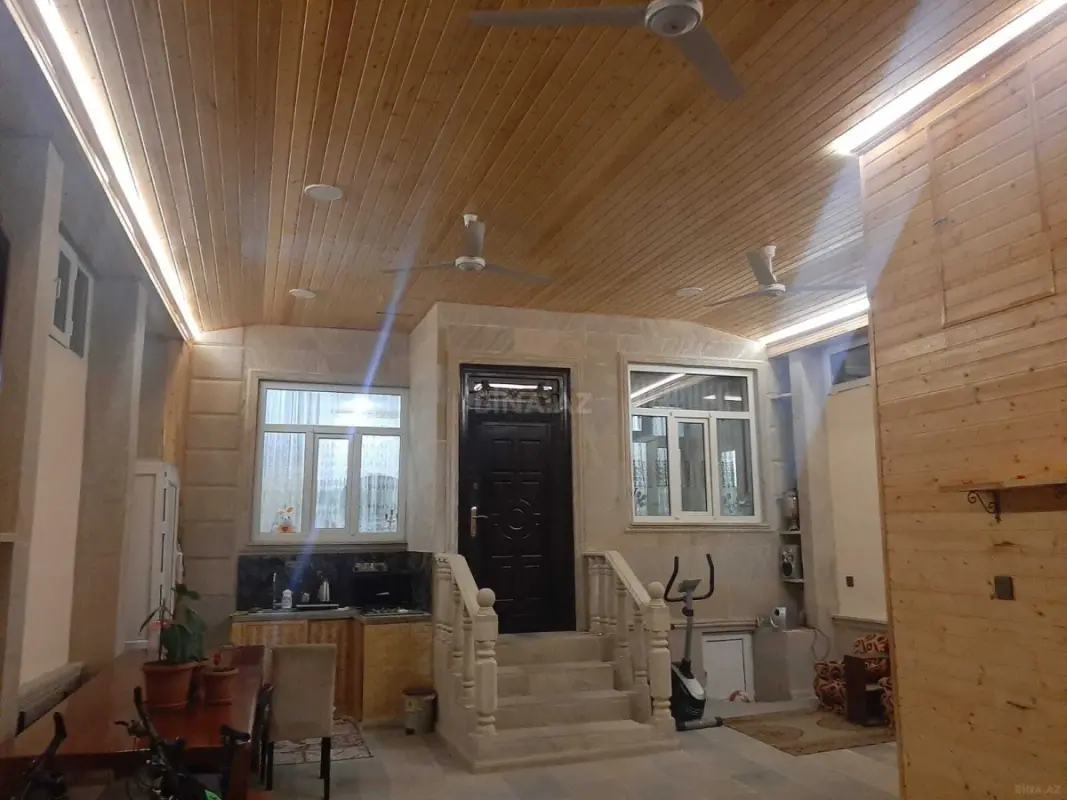 Satılır 6 otaqlı həyət evi 105 m²
