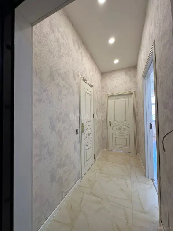 Satılır 2 otaqlı mənzil 56 m²