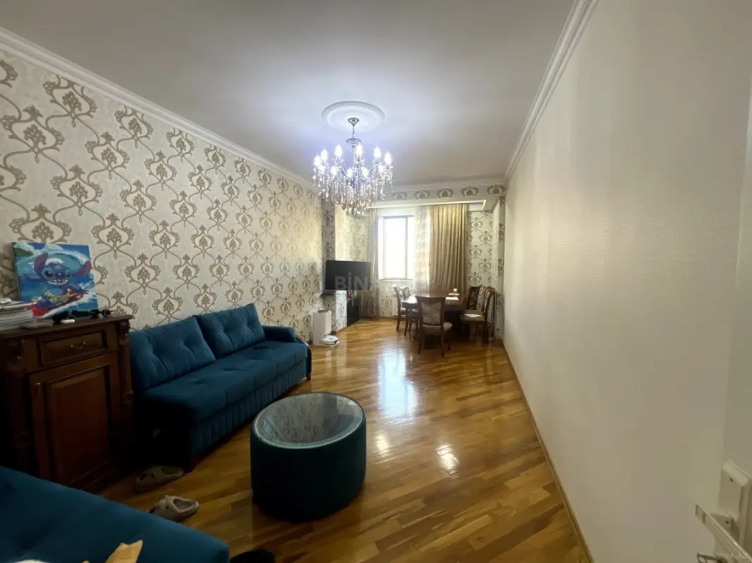Satılır 2 otaqlı mənzil 80 m²