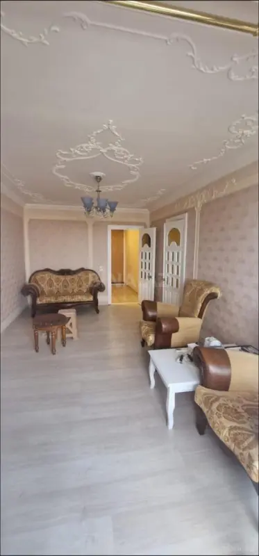 Kirayə verilir 2 otaqlı mənzil 53 m²