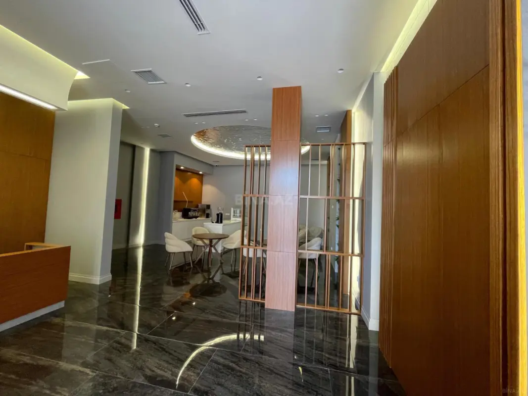Kirayə verilir 2 otaqlı ofis 78 m²