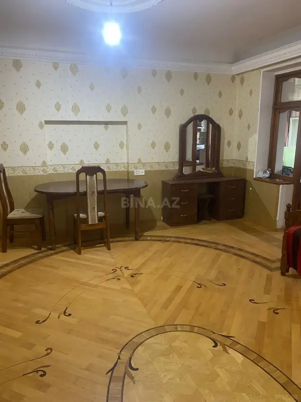 Kirayə verilir 3 otaqlı mənzil 100 m²