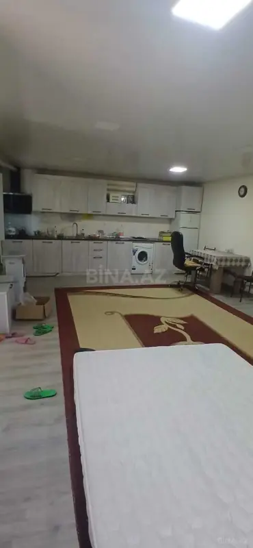 Satılır 7 otaqlı həyət evi 200 m²