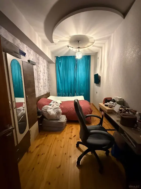 Kirayə verilir 2 otaqlı mənzil 85 m²