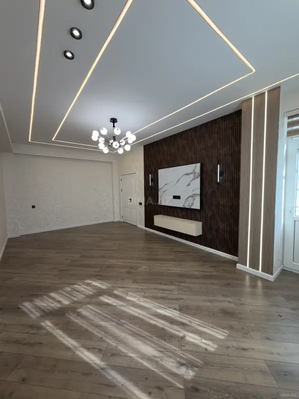 Satılır 2 otaqlı mənzil 78 m²