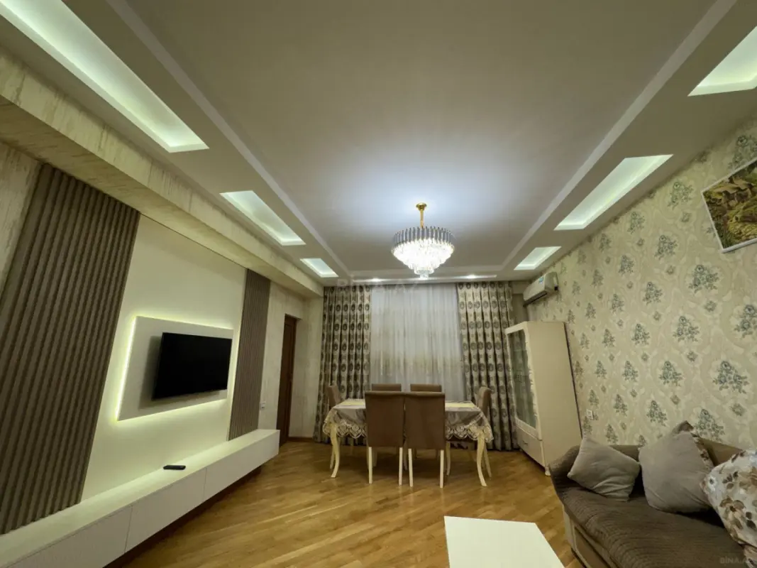 Satılır 3 otaqlı mənzil 86 m²