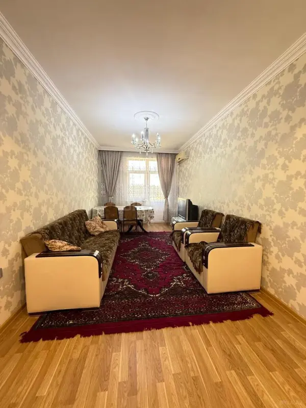 Satılır 2 otaqlı mənzil 80 m²