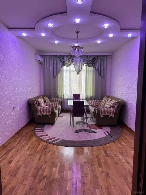 Satılır 2 otaqlı mənzil 95 m²