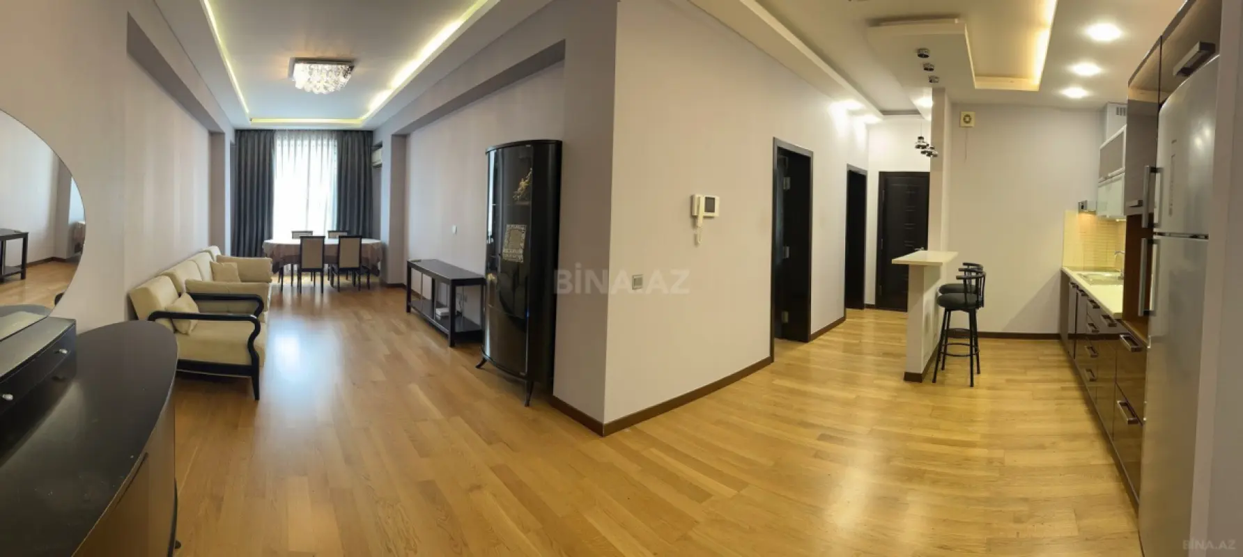 Satılır 3 otaqlı mənzil 98 m²