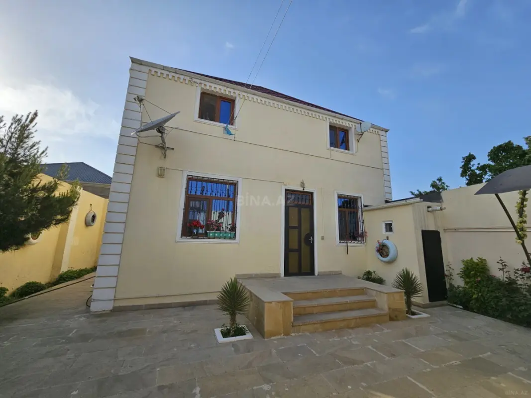 Satılır 4 otaqlı həyət evi 160 m²
