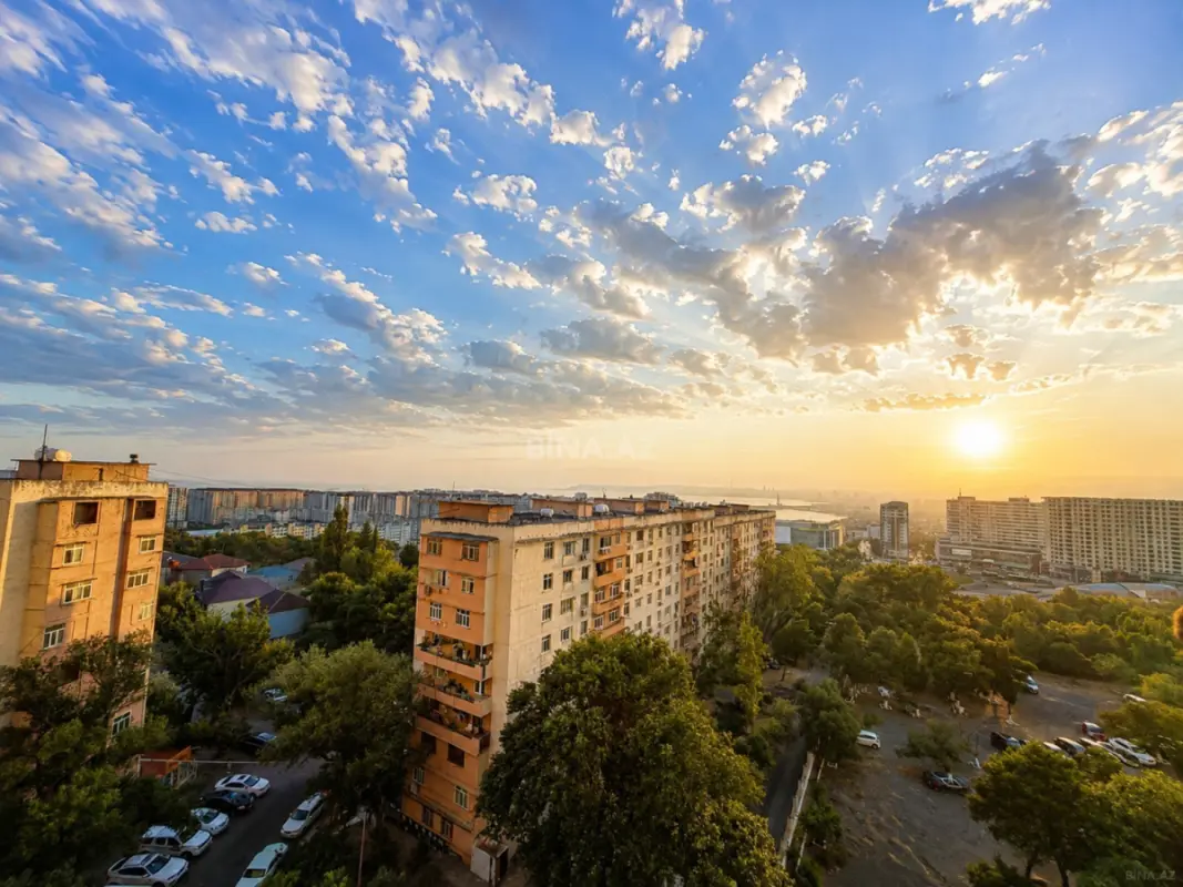 Satılır 2 otaqlı mənzil 66 m²