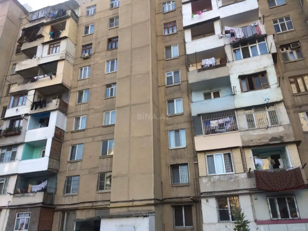 Satılır 2 otaqlı mənzil 60 m²