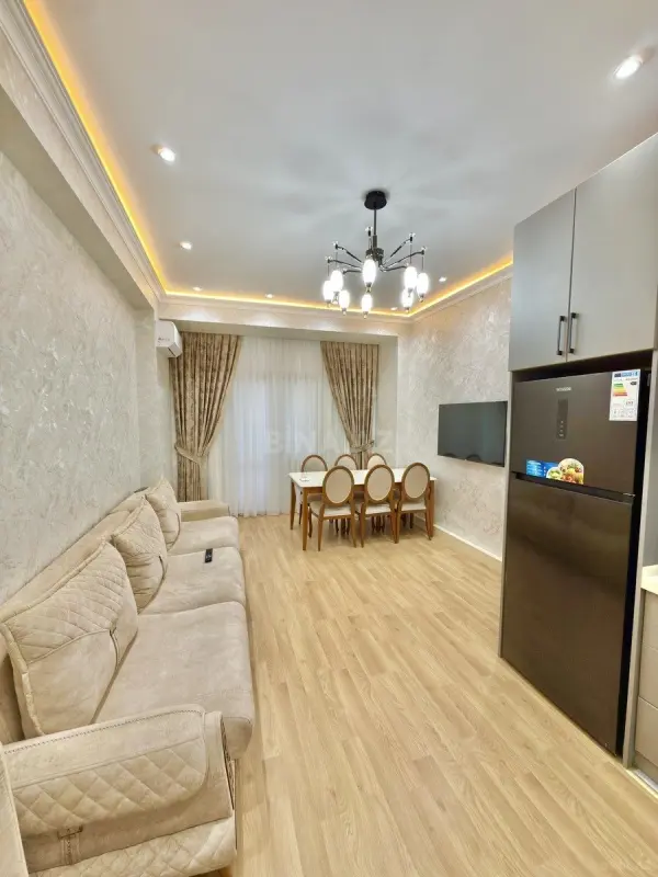 Kirayə verilir 3 otaqlı mənzil 90 m²