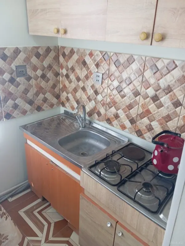 Kirayə verilir 1 otaqlı həyət evi 35 m²