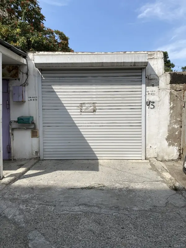 Satılır qaraj 25 m²