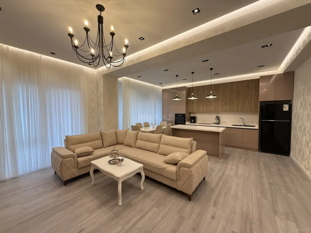 Kirayə verilir 4 otaqlı mənzil 170 m²