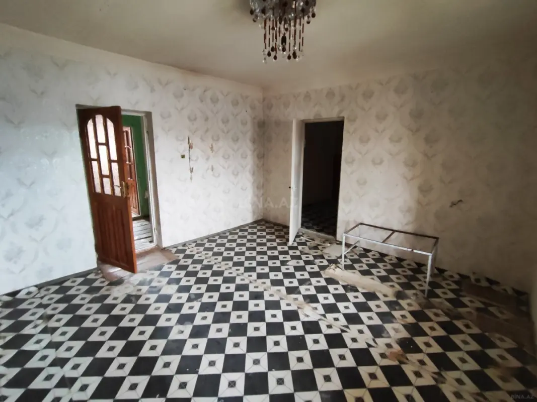 Satılır 4 otaqlı mənzil 81 m²