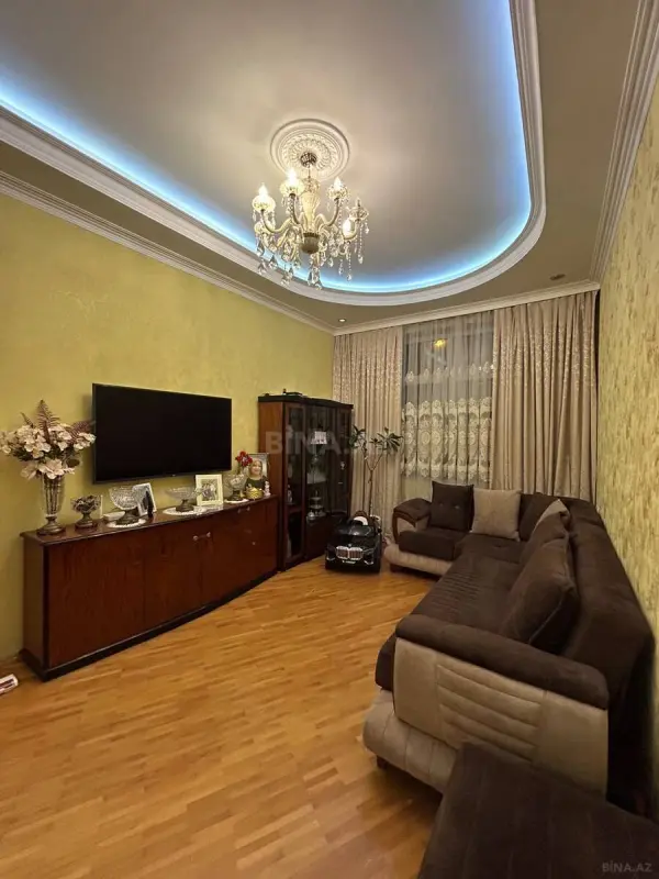 Satılır 3 otaqlı mənzil 76 m²