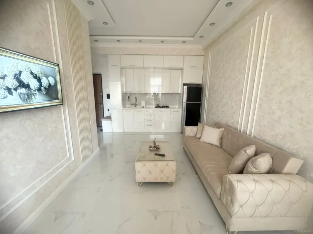 Kirayə verilir 2 otaqlı mənzil 65 m²