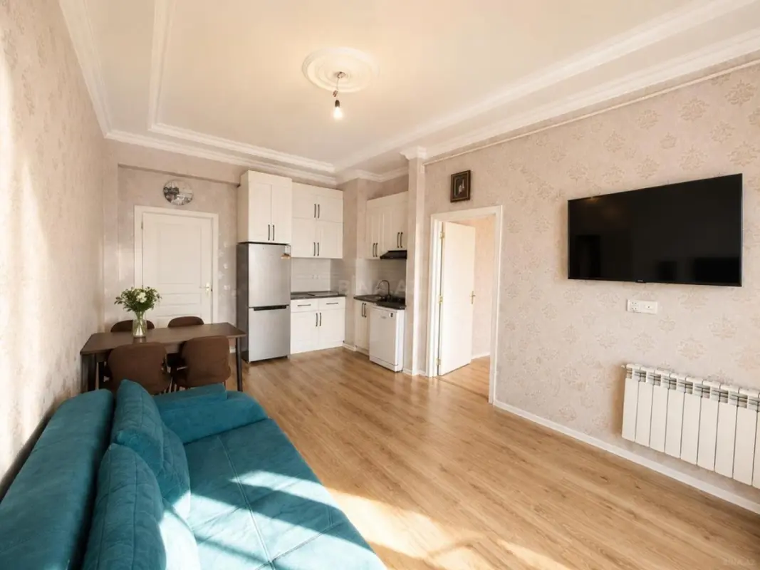 Satılır 2 otaqlı mənzil 49 m²