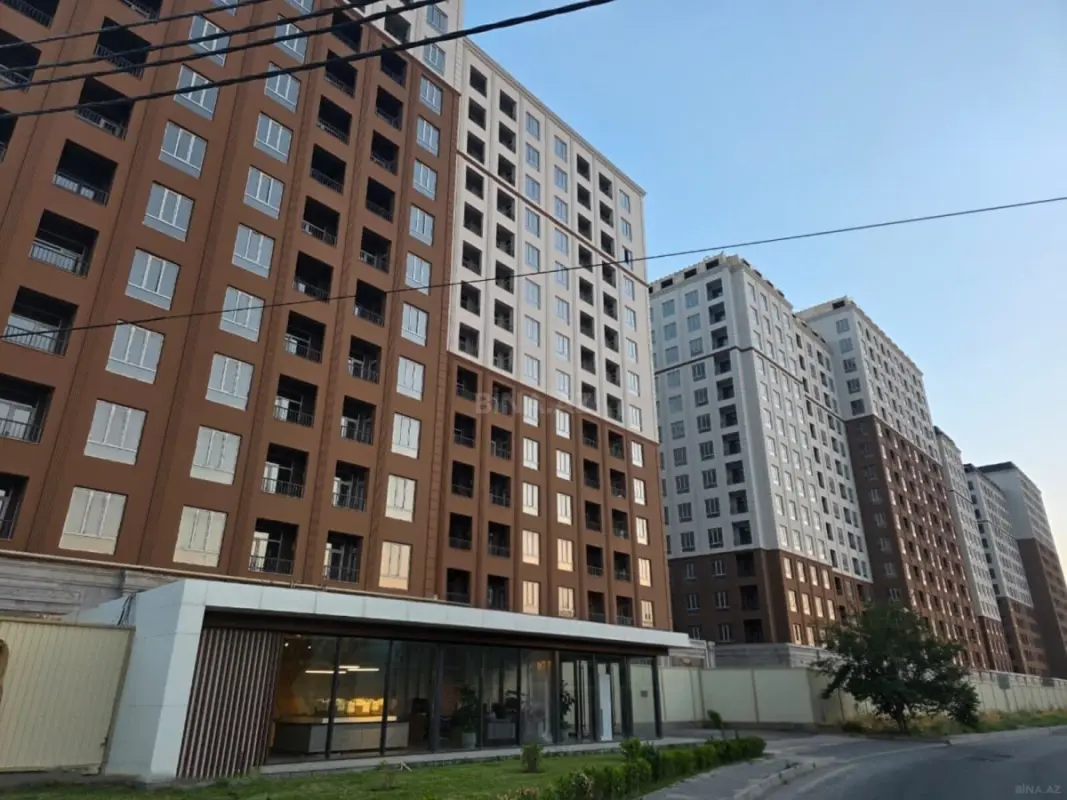 Satılır 1 otaqlı mənzil 52.3 m²