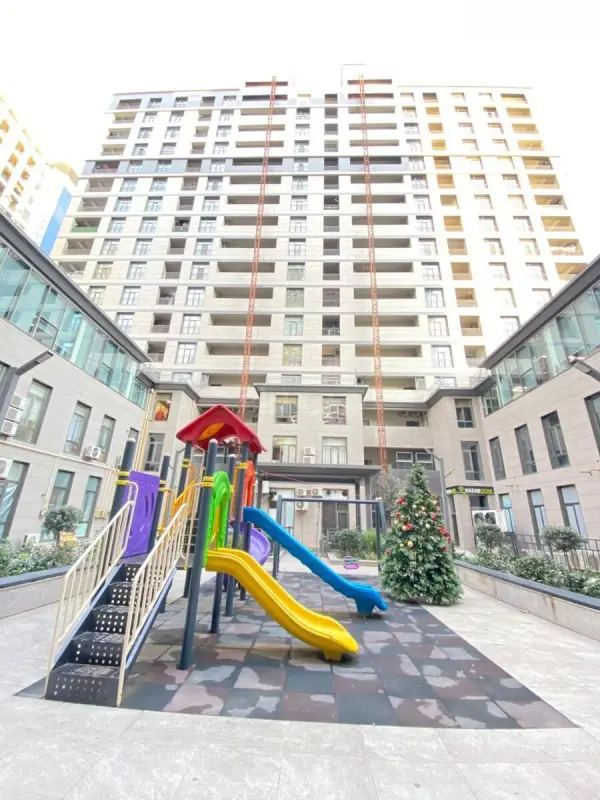 Kirayə verilir 2 otaqlı mənzil 65 m²