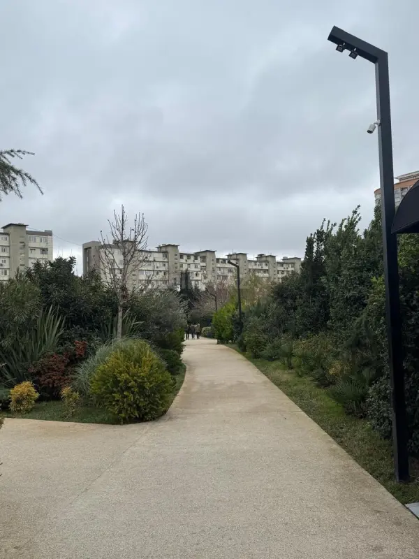 Satılır 4 otaqlı mənzil 110 m²