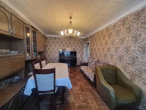 Satılır 4 otaqlı mənzil 103 m² — Bakı, Həzi Aslanov qəs. 4 otaq 103.00 m²