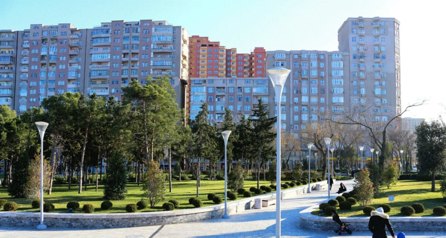 Satılır 3 otaqlı mənzil 160 m²