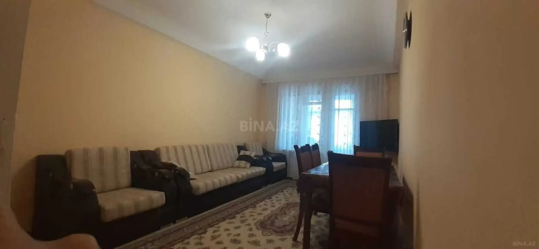 Kirayə verilir 2 otaqlı mənzil 65 m²