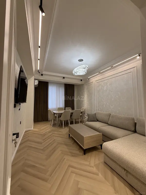 Satılır 2 otaqlı mənzil 80 m²