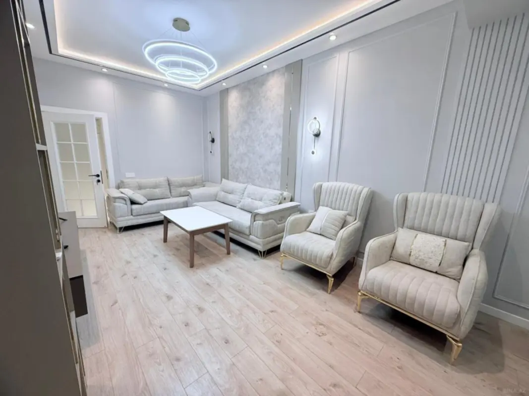 Kirayə verilir 2 otaqlı mənzil 75 m²