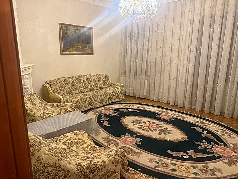 Kirayə verilir 3 otaqlı mənzil 85 m² — Bakı, Nərimanov 3 otaq 85.00 m²
